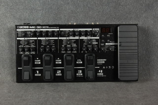Boss ME-90 Guitar Multi-effects pedal